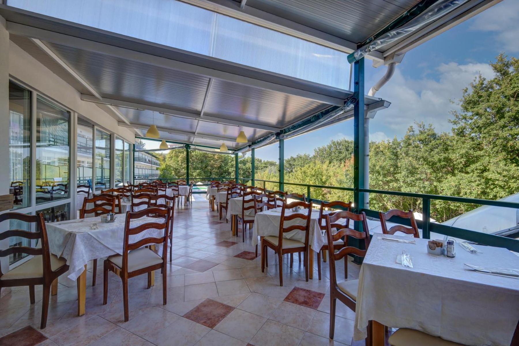 Kini Park Hotel All Inclusive & Free Parking Zlate písky Exteriér fotografie